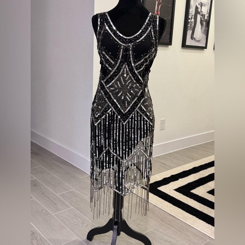 GATSBY LADY Art Deco Fringe Flapper Black Sequin Beaded Dress Size 4 VGUC - Picture 2 of 8